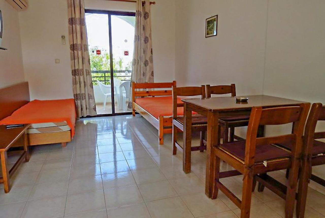 Debbi Appartments And Hotel Ialysos (Rhodes) Exterior photo
