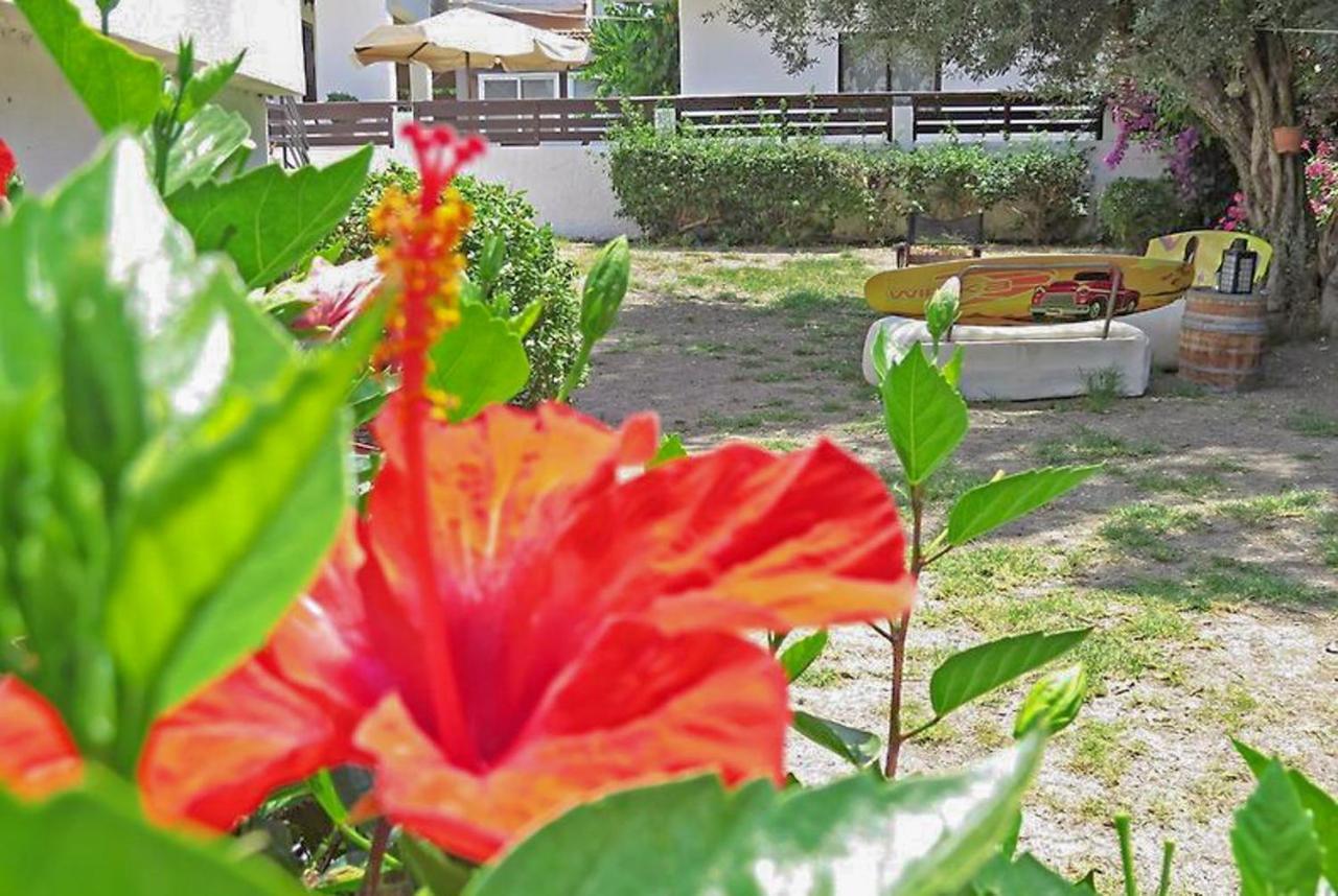 Debbi Appartments And Hotel Ialysos (Rhodes) Exterior photo